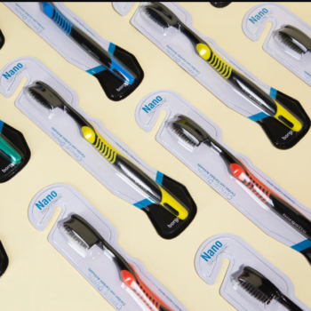 CEPILLO DENTAL NANO CERDA MEDIANA