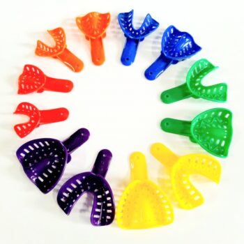 PORTA IMPRESIONES PERFORADAS DE PLASTICO 6B