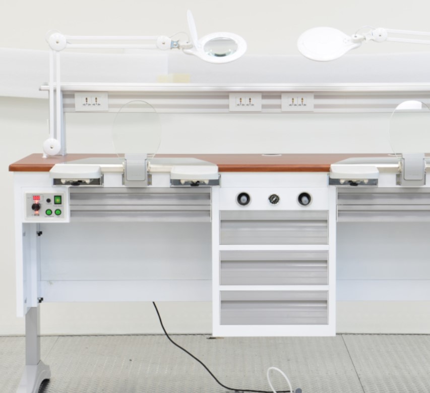 ESTACION DE TRABAJO DOBLE PARA LABORATORIO - Imagen 3