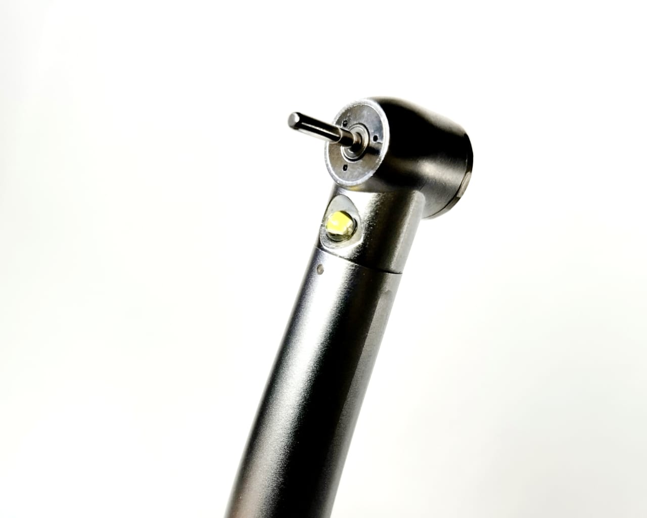 PIEZA DE ALTA VELOCIDAD CON LUZ MOYCO